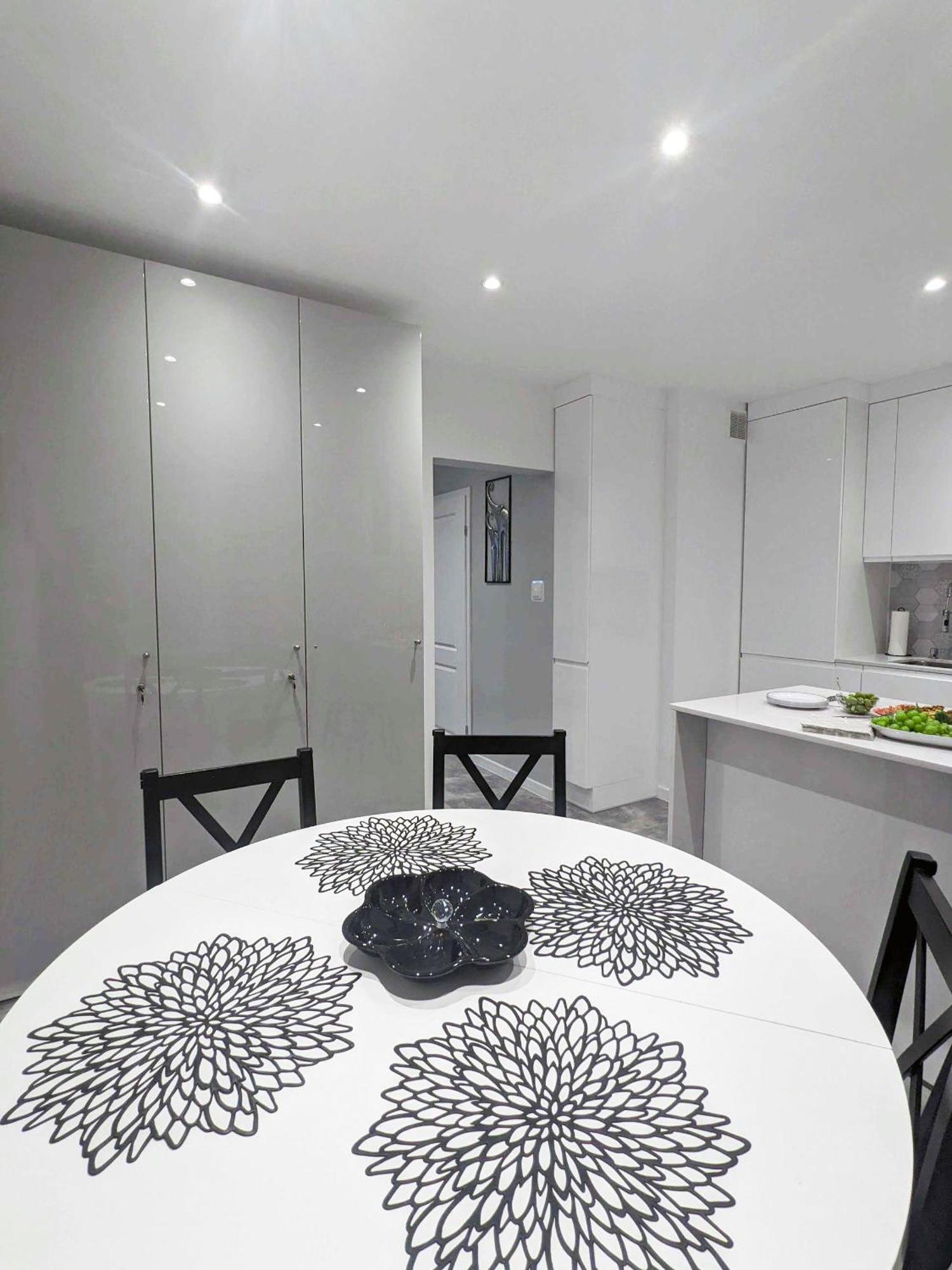 Ultra Modern Haven In Historic Designer Finishes 5 Rated