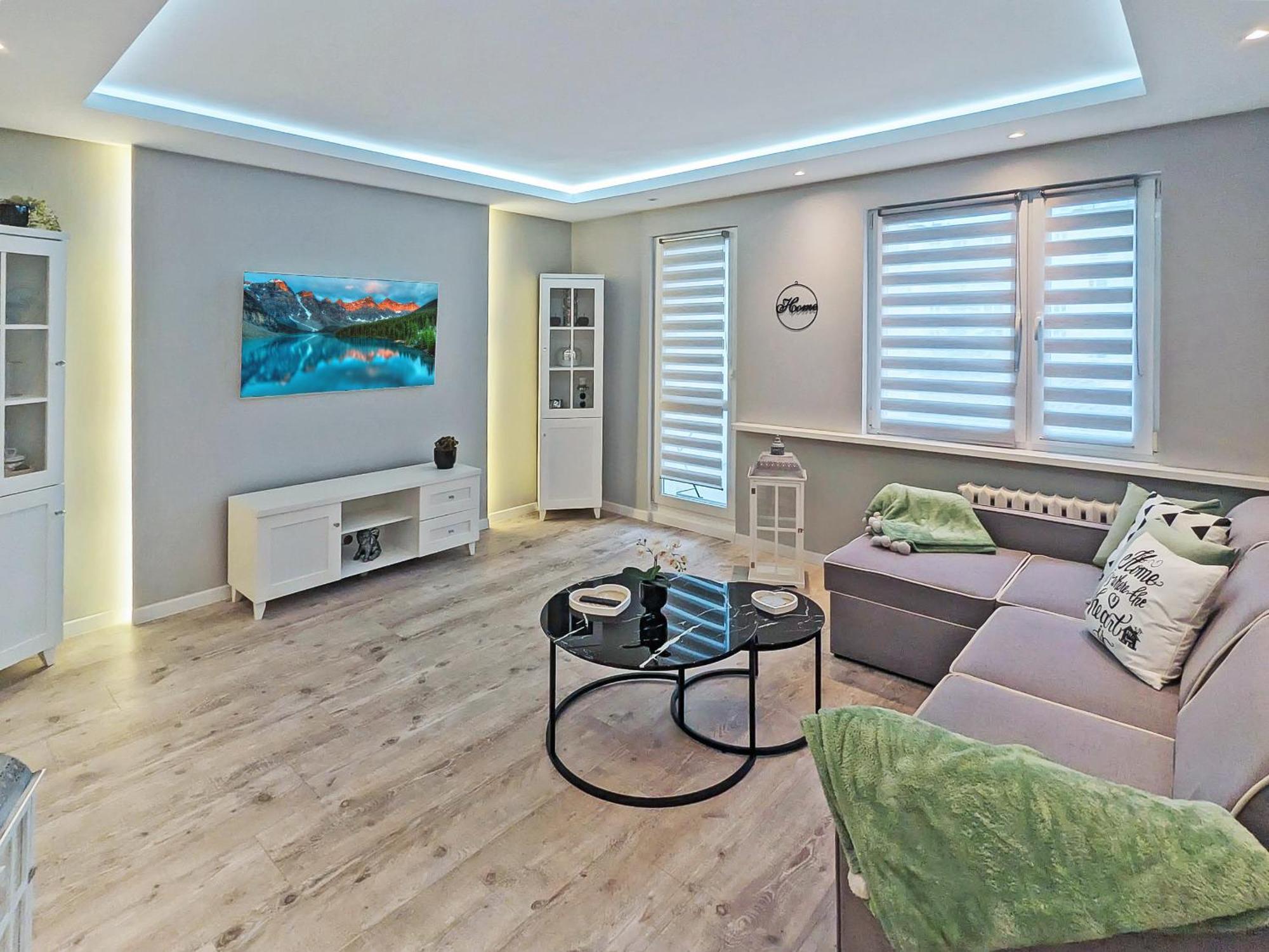 Ultra Modern Haven In Historic Designer Finishes 5 Rated *